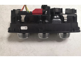 Блок управления климат-контролем 8X0820043C   Audi A1