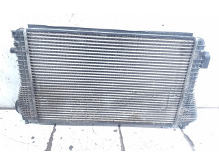 Радиатор интеркулера 1K0145803E Skoda Octavia Mk2 (1Z)