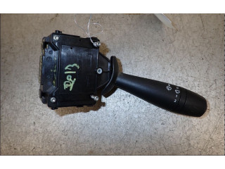 Ручка стеклоочистителей 8201168003   Dacia Dokker