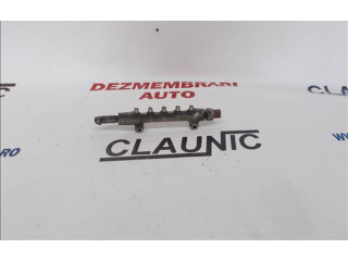 Топливная рампа SU.011.18.13254   Subaru Forester SH  