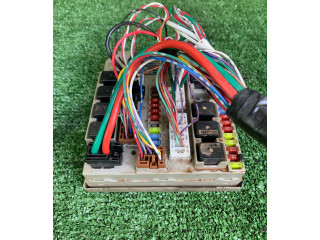 Блок предохранителей     Renault Clio III    