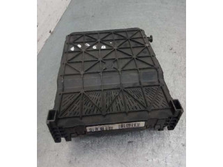 Блок предохранителей S118085220F   Citroen Xsara    