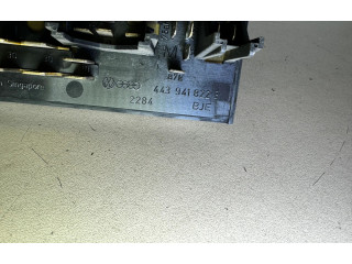 Pojistková skříňka 443941822B, 443941822 Audi 80 90 S2 B4 1993