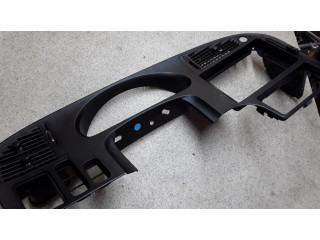 Отделочный щит панели (центральный)