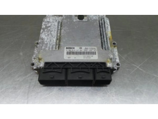 Блок управления двигателя 237102213R Dacia Dokker