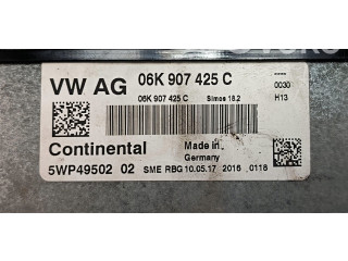 Блок управления двигателем ECU 06K907425C Audi Q3 8U