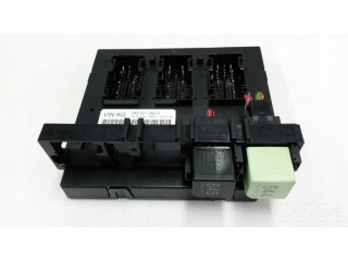 Блок комфорта 8X0907063R Audi Q3 8U