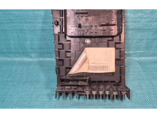   Pojistková skříňka 1K0937125D, 1197   Volkswagen Caddy 2011