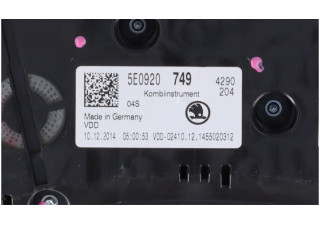 Панель приборов 5E0920749 Skoda Octavia Mk3 (5E)