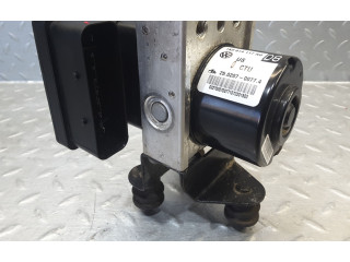 Блок АБС 1K0907379AK, 1K0614117AG   Volkswagen  Jetta VI  2011-2018 года