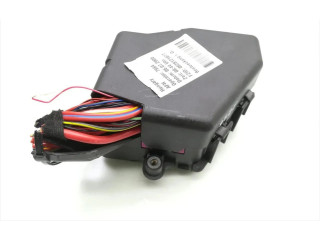 Блок предохранителей Audi A6 S6 C6 4F