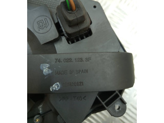 Вентилятор печки    740221233F, 8D1820021   Audi A6 S6 C5 4B