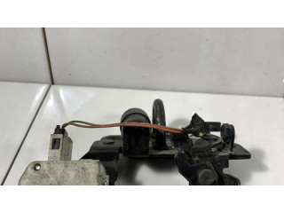 Замок задней крышки