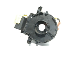 Подушка безопасности водителя    Toyota Yaris