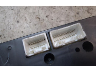 Блок управления климат-контролем Mitsubishi L200