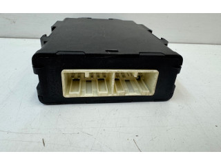 Блок управления коробкой передач 8953576010   Toyota Prius (XW30)