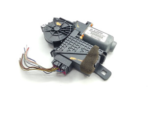 Моторчик боковой раздвижной двери Skoda Fabia Mk1 (6Y) 1999 - 2007 года