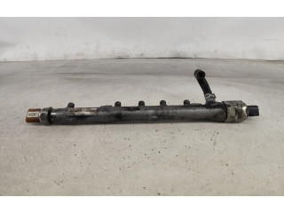 Топливная рампа 03L130089R   Audi A1  