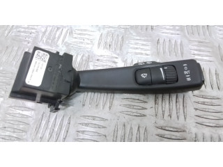 Ручка стеклоочистителей 31275360 Volvo V70