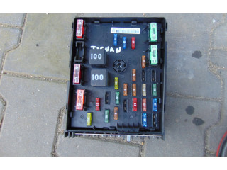   Pojistková skříňka 3C0937125A   Volkswagen Tiguan 2008