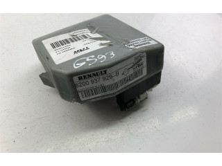 Блок управления 8200937929B, G593   Renault Clio III