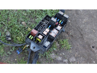 Блок предохранителей 82231SA000, 305143 Subaru Forester SG