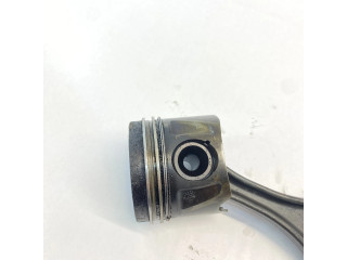 Поршень OM 642.930 A6420303420 Mercedes-Benz S W221 для дизельного двигателя 3.0