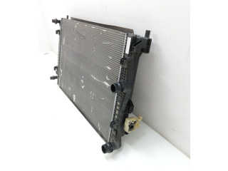 Pojistková skříňka Комплект радиатора    Volkswagen Tiguan 2018