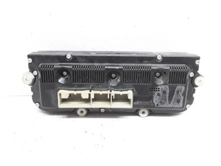 Блок управления климат-контролем 74677532   Volkswagen PASSAT
