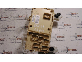 Блок предохранителей 892210F010   Toyota Corolla Verso AR10    