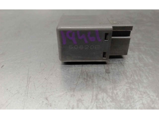 Блок предохранителей 24330C9900, 60620E   Nissan X-Trail T32    