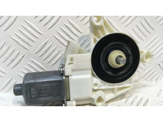 Передний двигатель механизма для подъема окон