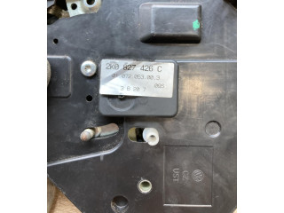 Zámek zadních dveří 2K0827426C Volkswagen Caddy 2004