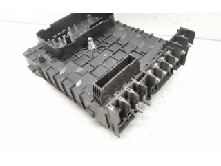 Pojistková skříňka 1K0937125B Volkswagen Golf VI 2010