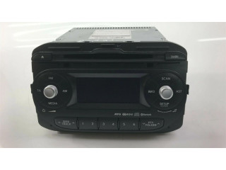 Радио/ проигрыватель CD/DVD / навигация