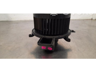 Вентилятор печки       Maserati Levante