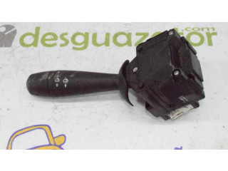 Ручка стеклоочистителей 8201168003, 681728631R   Dacia Sandero