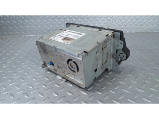 Радио/ проигрыватель CD/DVD / навигация