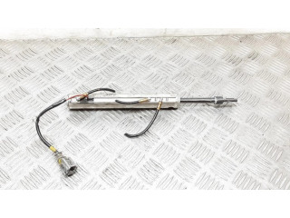 Другая деталь отсека двигателя