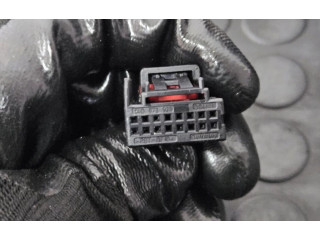 Zpětné zrcátko Audi RS Q3 041444