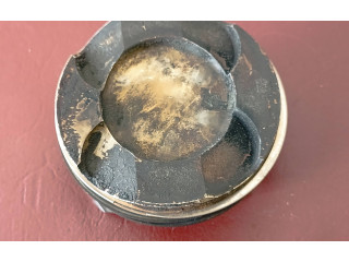 Píst 8619196, 11258619196 BMW 1 F20 F21