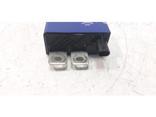 Блок предохранителей A0035422319, V23230 Mercedes-Benz A W176