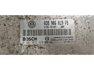 Блок управления двигателя 038906019PB, 1039S12779 Skoda Octavia Mk1 (1U)