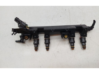 Топливная рампа 7700108667 Renault Clio II