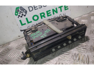 Блок управления климат-контролем    Volvo 440