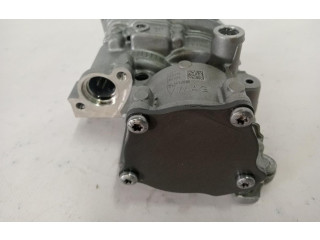 Масляный насос   04L145208K  Volkswagen Caddy 