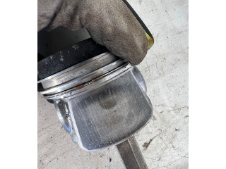  Поршень с шатуном  81L155  Skoda Superb B6 (3T)  