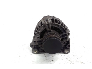 Генератор 0124325130, 06F903023D   Volkswagen Caddy      