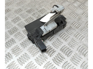 Pojistková skříňka 7154713830, 24382EG002 Nissan Juke II F16 2019