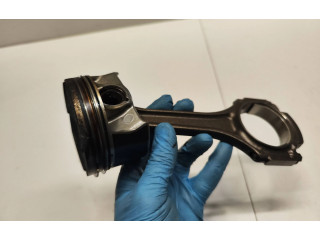 Píst A17700q06, A17700 Mercedes-Benz C AMG W205